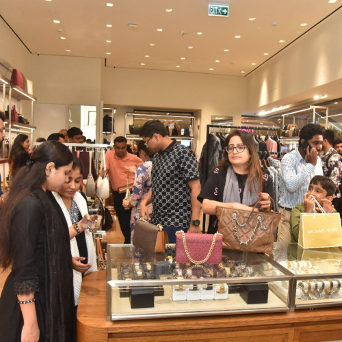 Black Friday Sale'25